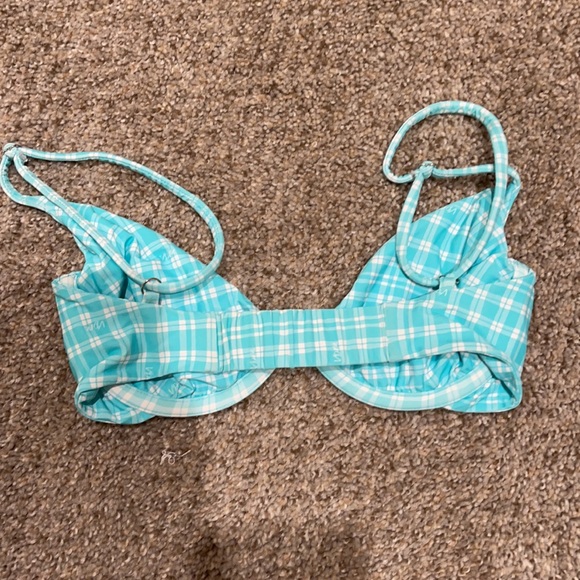 RDM x Revolve Women’s swimsuit set - Picture 6 of 7